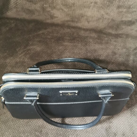 Black/Gold Pebbled Leather Shoulder Bag EUC #261 - Picture 6 of 16